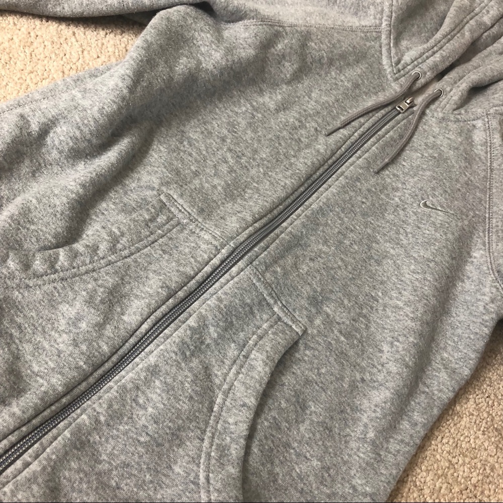 ‼️SOLD‼️Grey Nike zip up hoodie - Picture 2 of 5